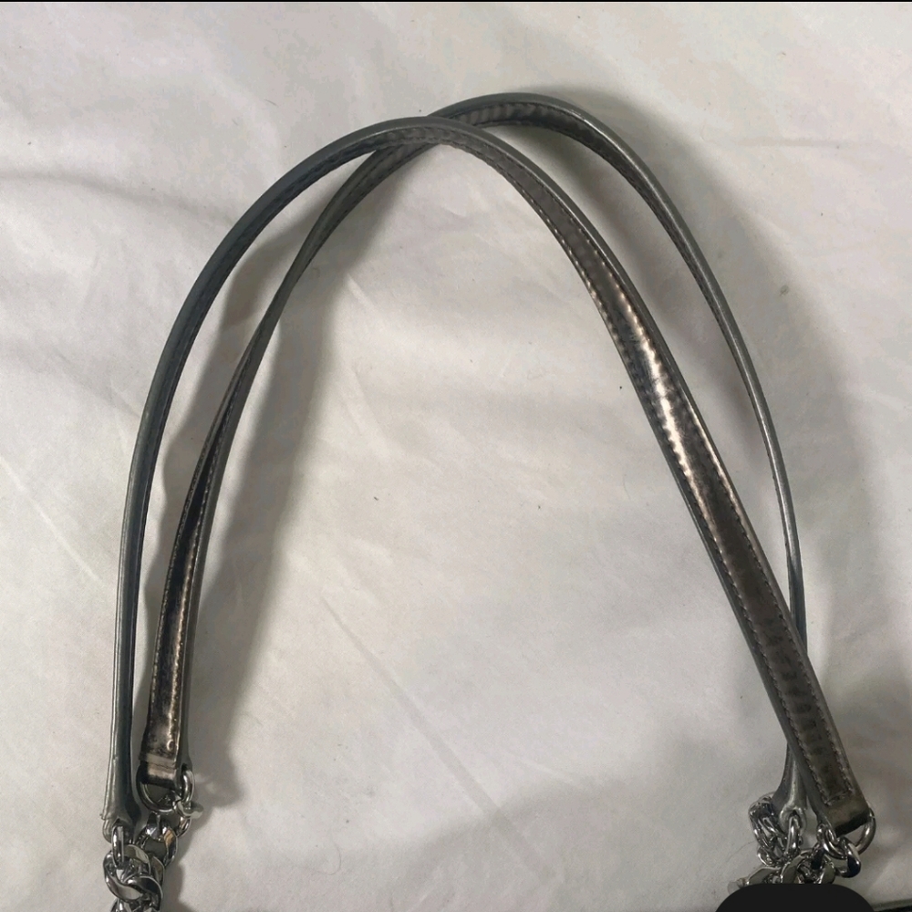 NWOT Michael Kors Jet Metallic Patent‎ Leather Tote Chain Gunmetal, No MK Charm - Picture 5 of 9